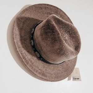 Grey Wide Brim Western Detailed Hat